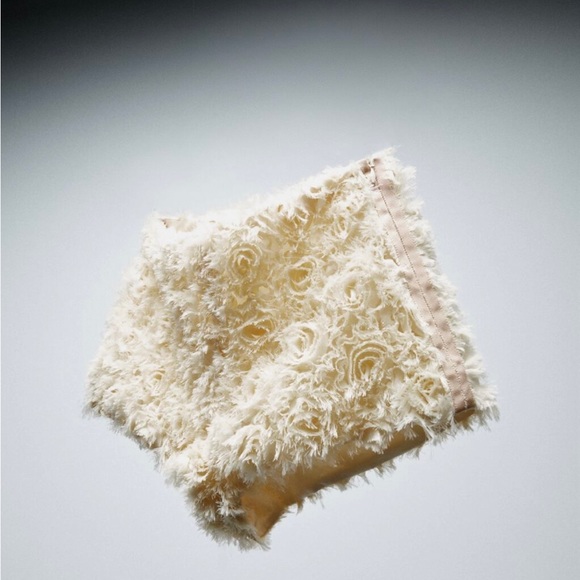 Zara floral shorts - Picture 3 of 3